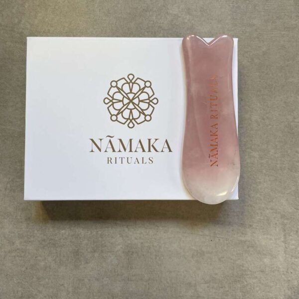 Gua sha sten ansigt - Namaka Rituals - Kai Gua Sha Rose Quartz 3